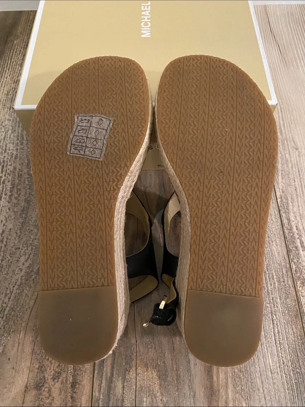 *NIB* Michael Kors Black Espadrille Wedge Sandals